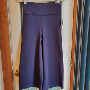 GAP athleisure capris